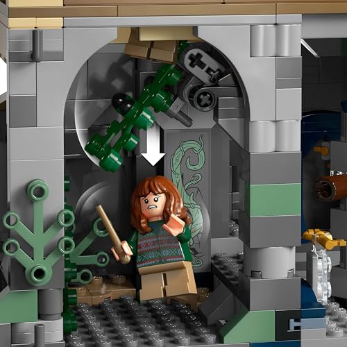 LEGO 76454 Harry Potter Hogwarts Castle : The Main Tower with Modular Flying Key & Wizard Chess Rooms, plus 12 Minifigures
