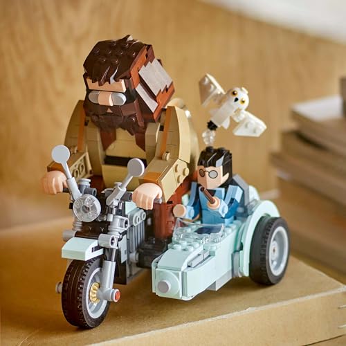 LEGO 76443 Harry Potter Hagrid & Harry’s Motorcycle Ride - Play and Display Motorbike Toy with a Sidecar & Hedwig Owl Figure