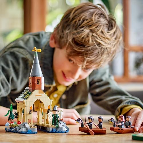 LEGO 76426 Harry Potter Hogwarts Castle Boathouse with 2 Boats - Includes 5 Character Minifigures and Hedwig the Owl Figure