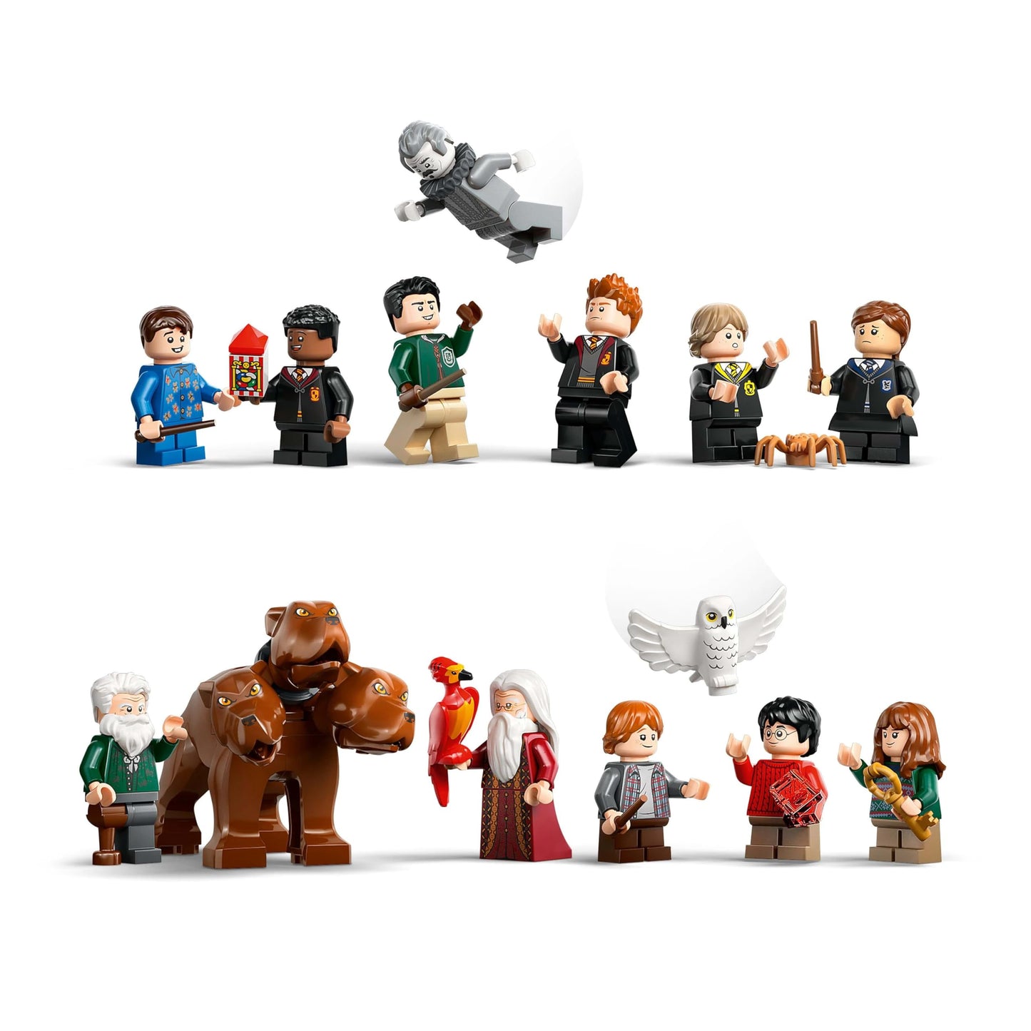 LEGO 76454 Harry Potter Hogwarts Castle : The Main Tower with Modular Flying Key & Wizard Chess Rooms, plus 12 Minifigures