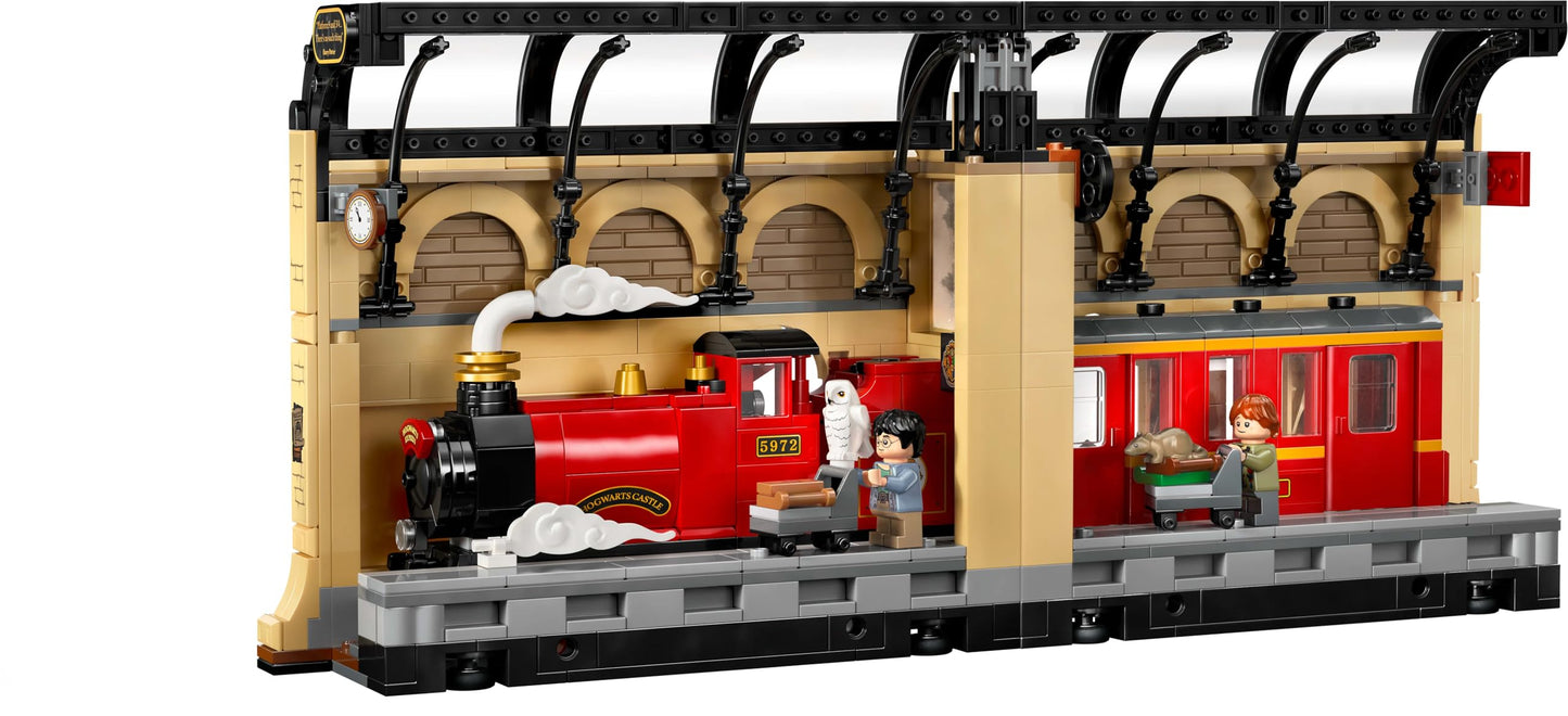 LEGO 76450 Harry Potter Book Nook : Hogwarts Express Set with a Train Toy, 2 Minifigures incl. Ron Weasley, plus Hedwig and Scabbers Figures