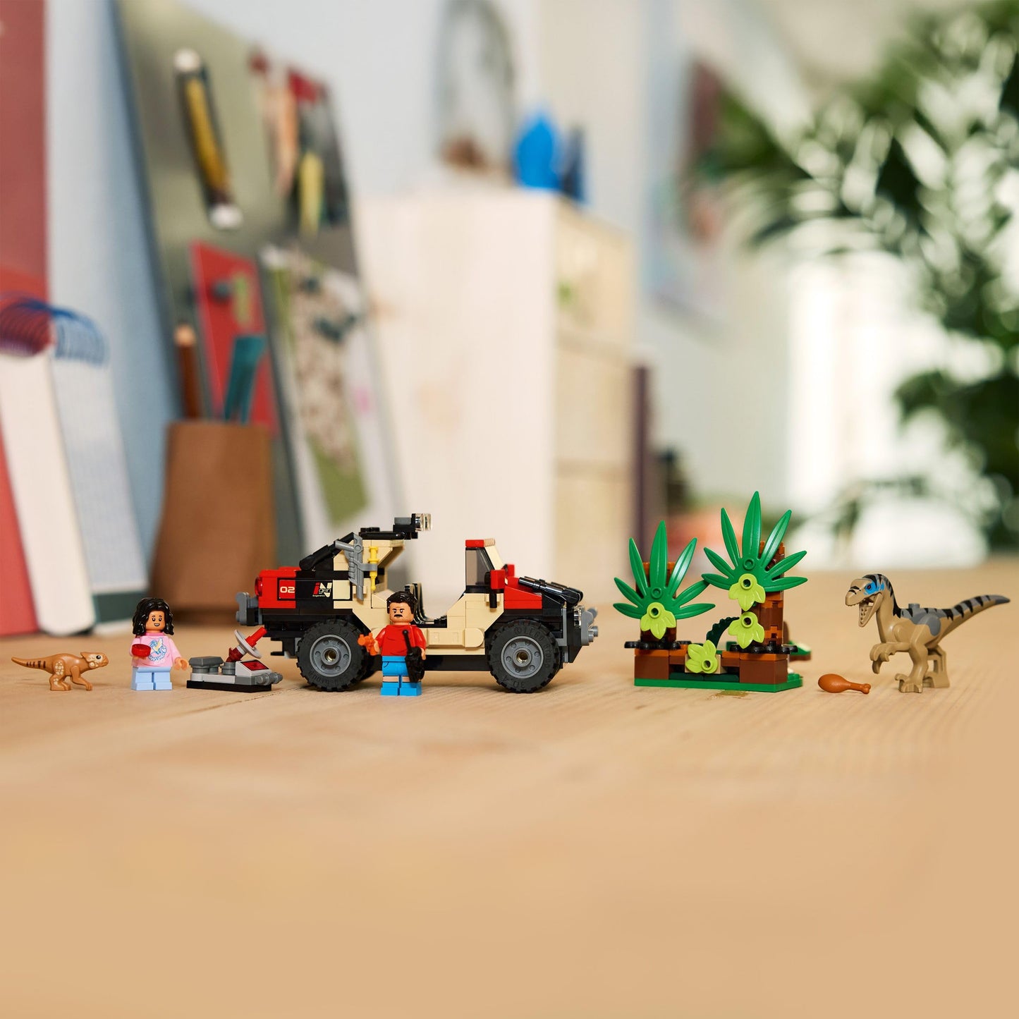 LEGO 76972 Jurassic World Raptor Off-Road Escape Dinosaur Toy - incl. 2 Dino Figures, Off-Road Car Toy & 2 Minifigures