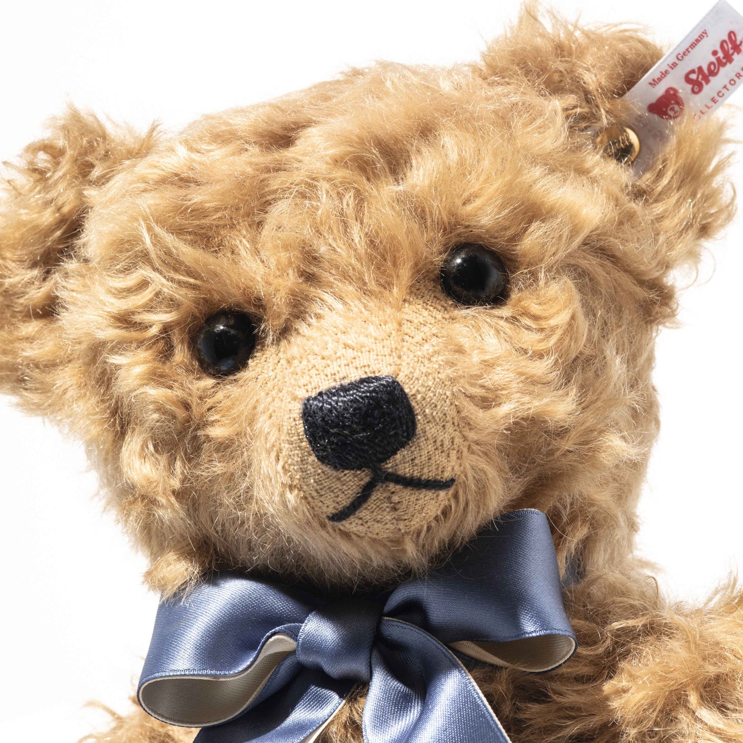 Steiff 2026 British Collectors Teddy Bear - Limited Edition of 2000 - Finest Mohair - 691898