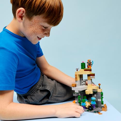 LEGO 21587 Minecraft Zombie Dungeon - with a Wanderer Minifigure, 3 Zombie Figures, a Slime & Crafting Table