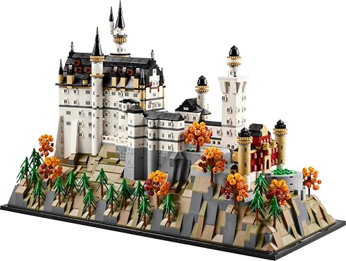 LEGO 21063 Architecture Neuschwanstein Castle - incl. Towers, Courtyards & a Detailed Interior