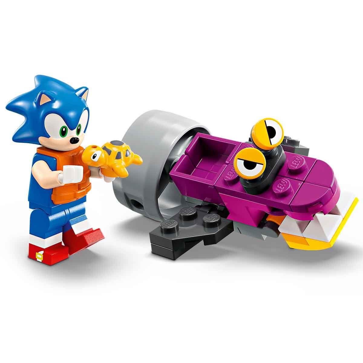 LEGO Sonic the Hedgehog Tails’ Adventure Boat Collectible Interactive Toy for 8 Plus Year Old Kids, Boys & Girls, Playset with Video Game Characters and Water Skis, Gamer Gift 76997