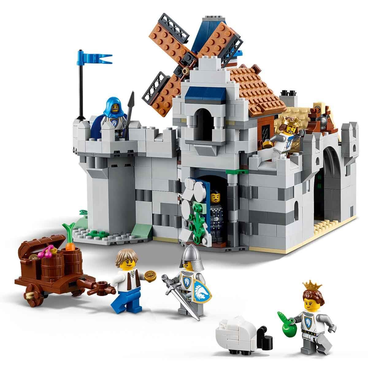 LEGO 31168 Creator 3in1 Medieval Horse Knight Castle Toy - Transforms into a Jousting Tournament Scene or a Town - incl. 6 Minifigures