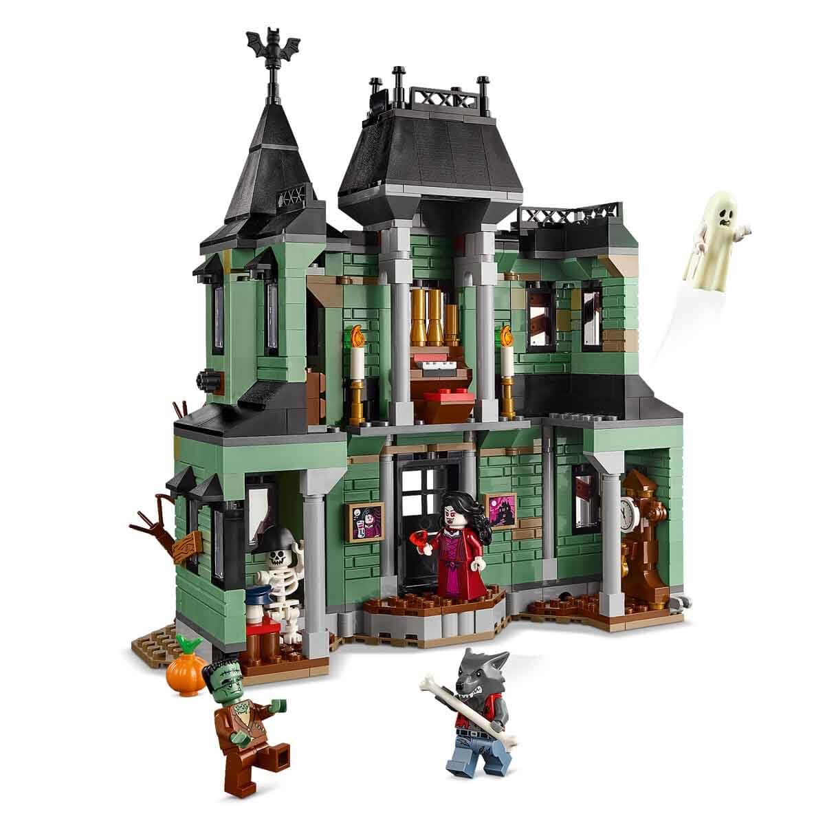 LEGO 31167 Creator 3in1 Haunted Mansion - Toy House Transforms into a Ghost Ship or a Train Set - Incl. 5 Minifigures