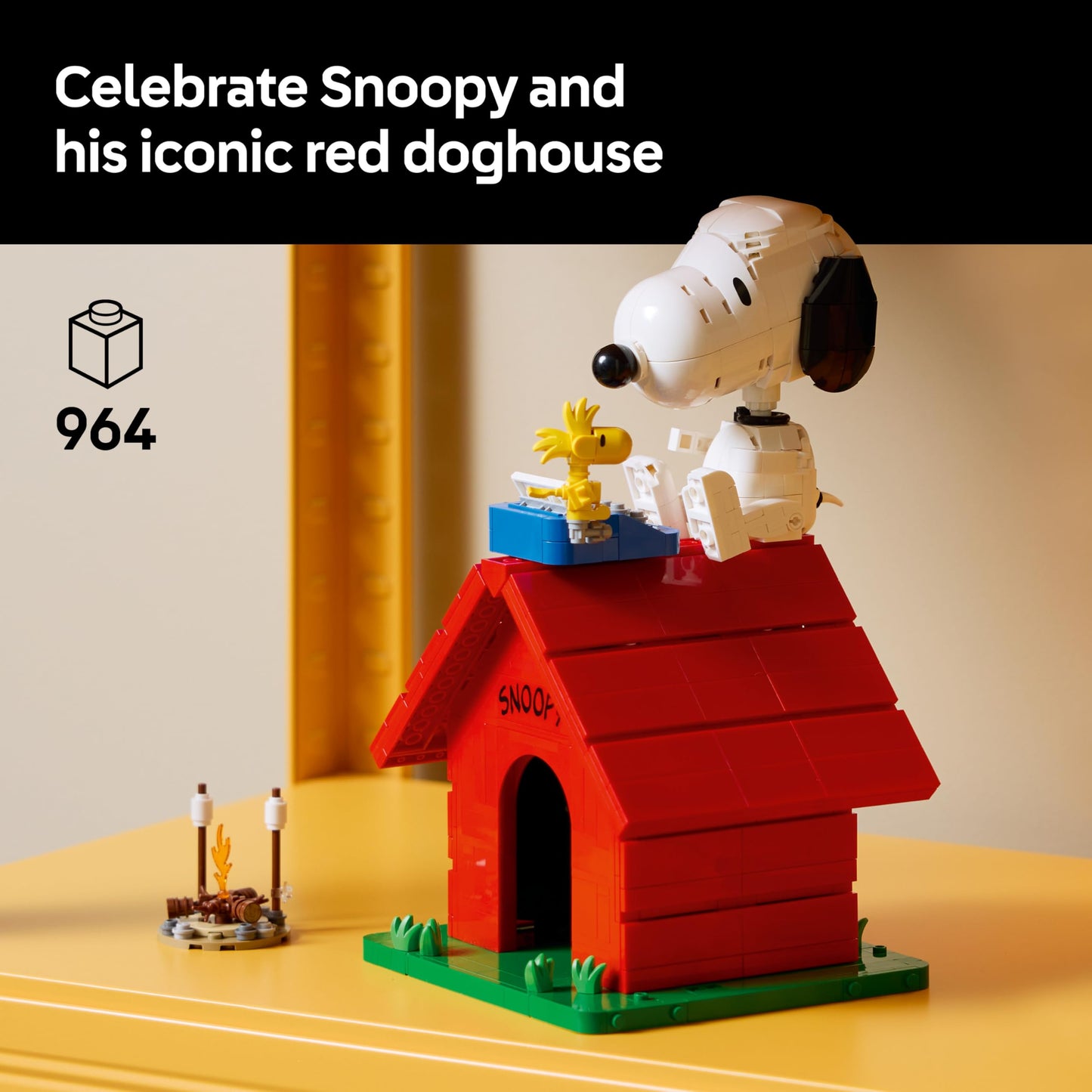LEGO 21368 Ideas Peanuts: Snoopy's Doghouse with Snoopy Dog & Woodstock Bird Figures