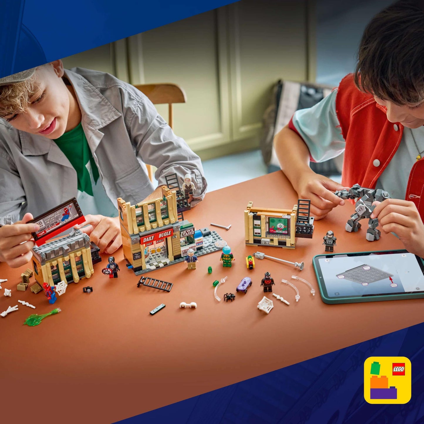 LEGO 76342 Marvel Spider-Man vs. Mysterio : The Daily Bugle Building - Superhero Toy with Mech Action Figure & 7 Minifigures