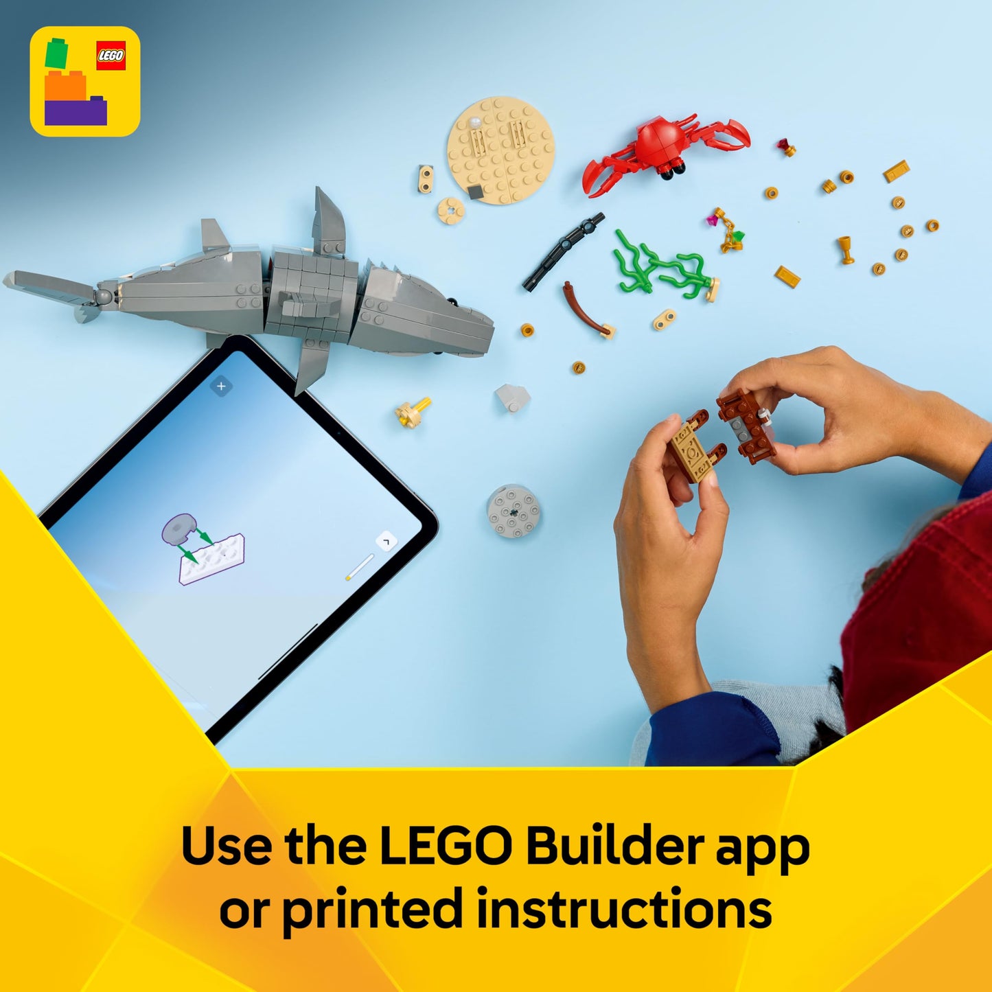 LEGO 31381 Creator 3in1 Fierce Shark with a Treasure Chest - Sea Animal Figure Transforms into an Anglerfish or Manta Ray