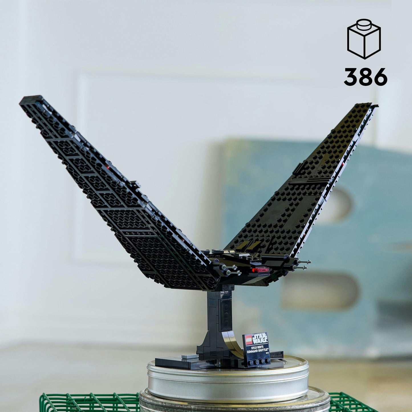 LEGO 75406 Star Wars Kylo Ren's Command Shuttle