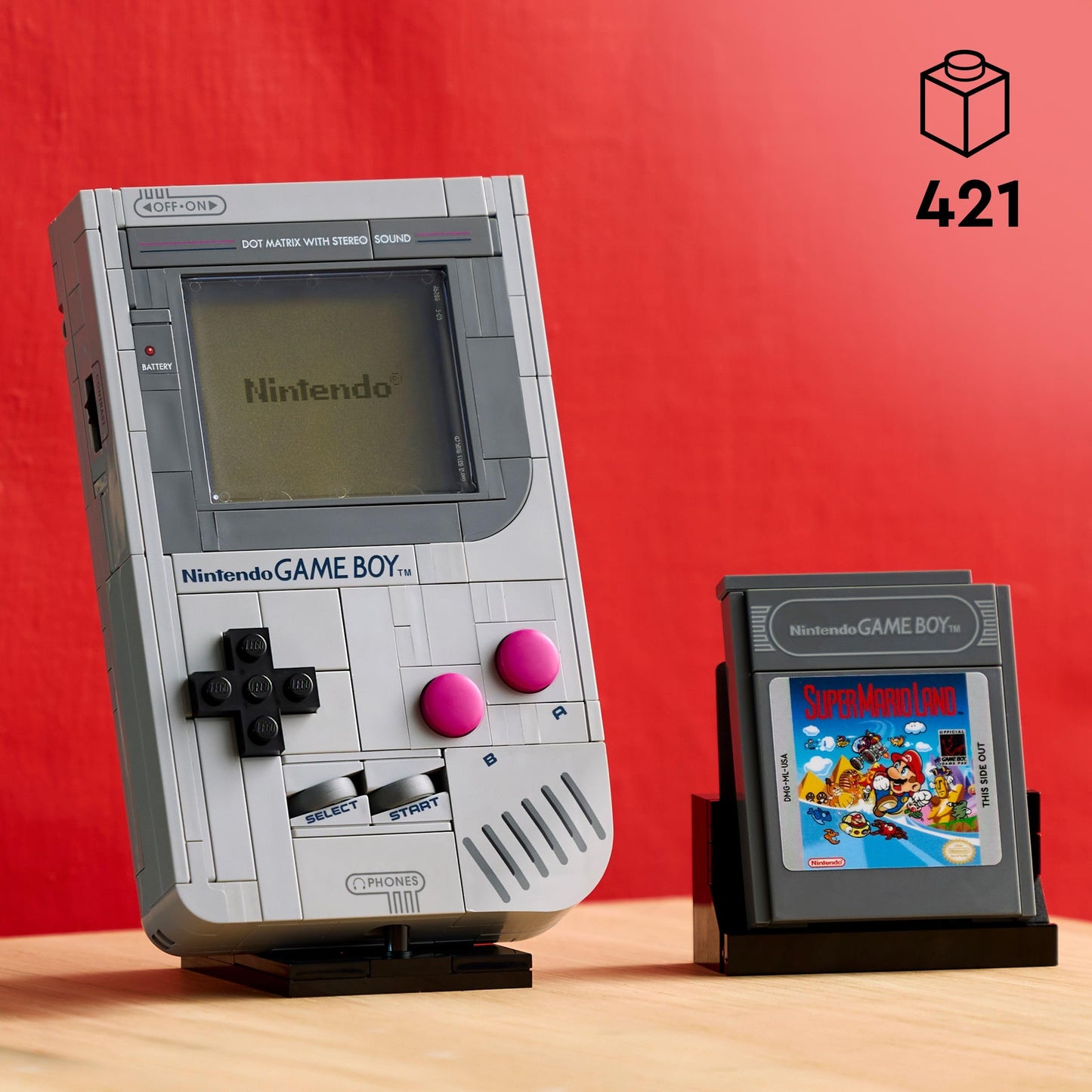LEGO 72046 Super Mario Game Boy - Nintendo Display Model Kit with 2 Cartridges incl. Zelda, plus Lenticular Screens