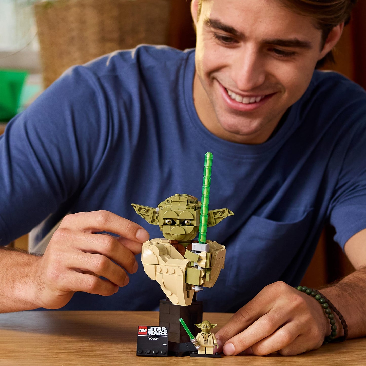 LEGO 75438 Star Wars Yoda Bust - Display Model Kit for Adults with Green Lightsaber & Collectible Jedi Master Minifigure