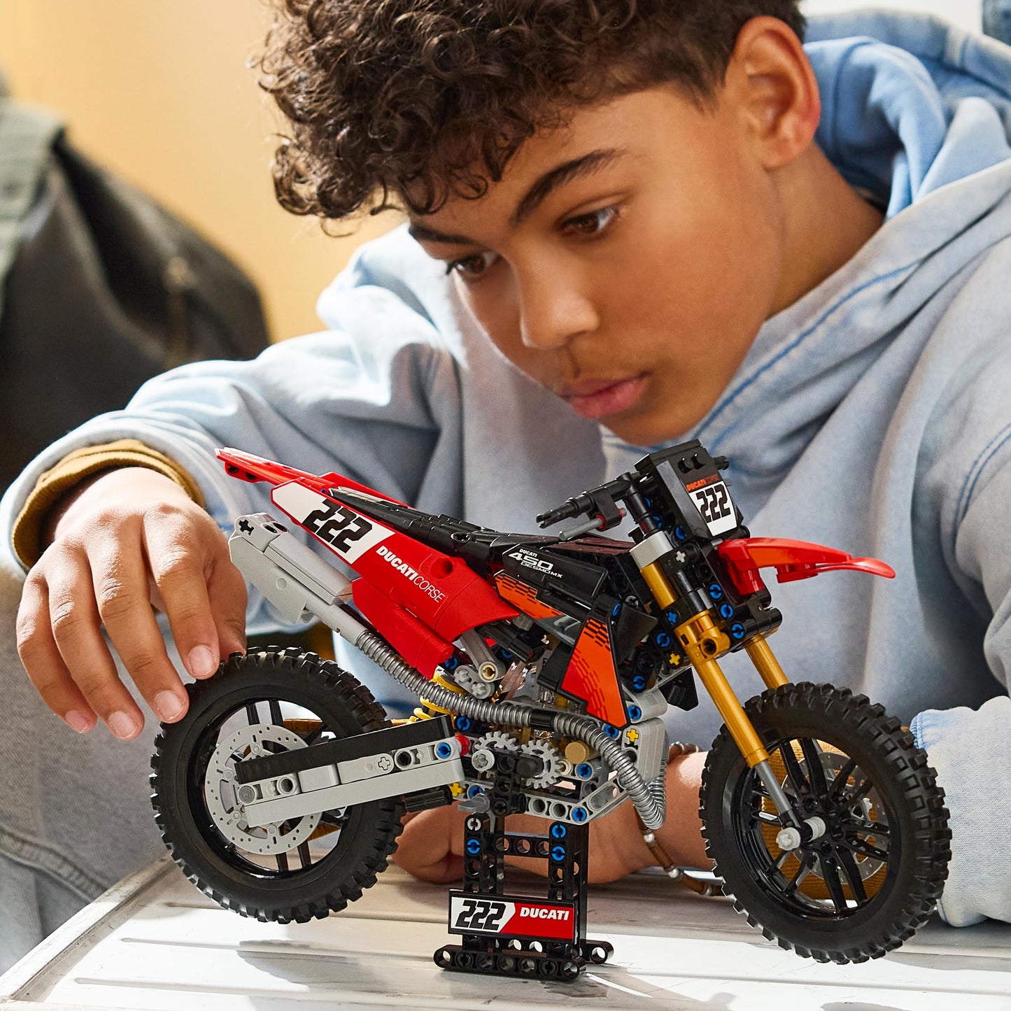 LEGO 42238 Technic Ducati Desmo450 MX Factory Motorcycle Model Kit - incl. Motorbike with cylinder engine & Suspension