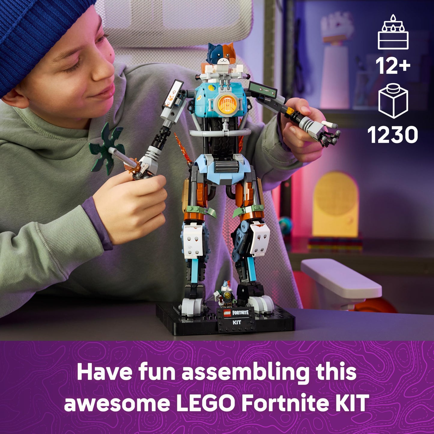 LEGO 7781 Fortnite KIT Toy - Interactive Figure w/Power Claw Pickaxe & Spinning Wheel